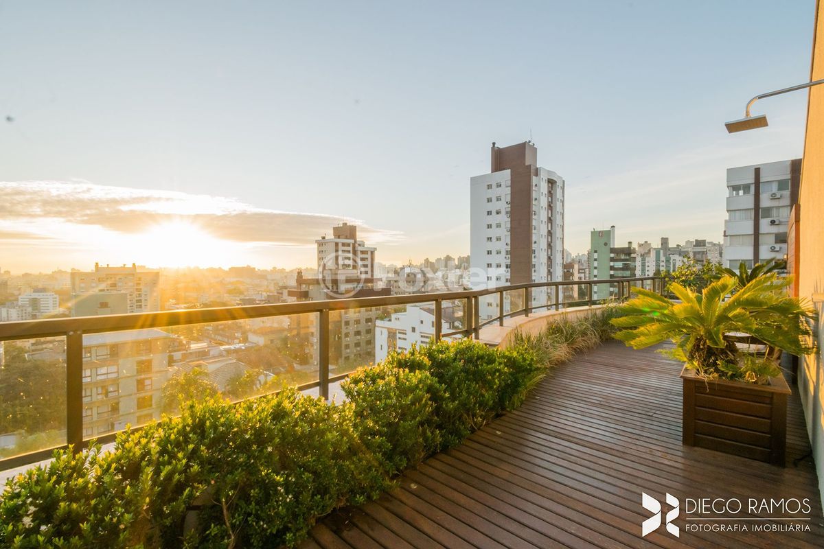 Cobertura Dorms De M Venda Rua D Rio Pederneiras Petr Polis