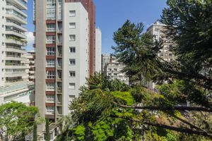 Apartamento Dorms De M Venda Rua Almirante Abreu Rio