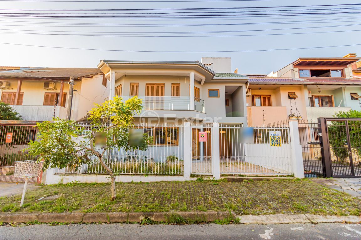 Casas na Rua Moacyr Godoy Ilha em Porto Alegre