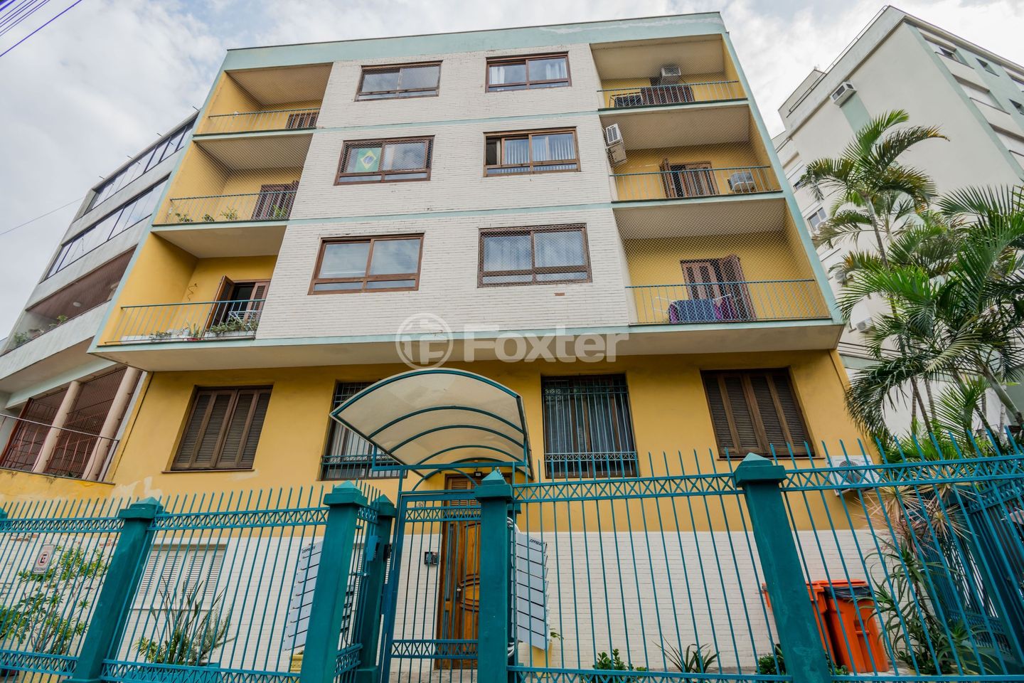 Edifício Plínio Brasil Milano 260 Auxiliadora, Porto Alegre Foxter