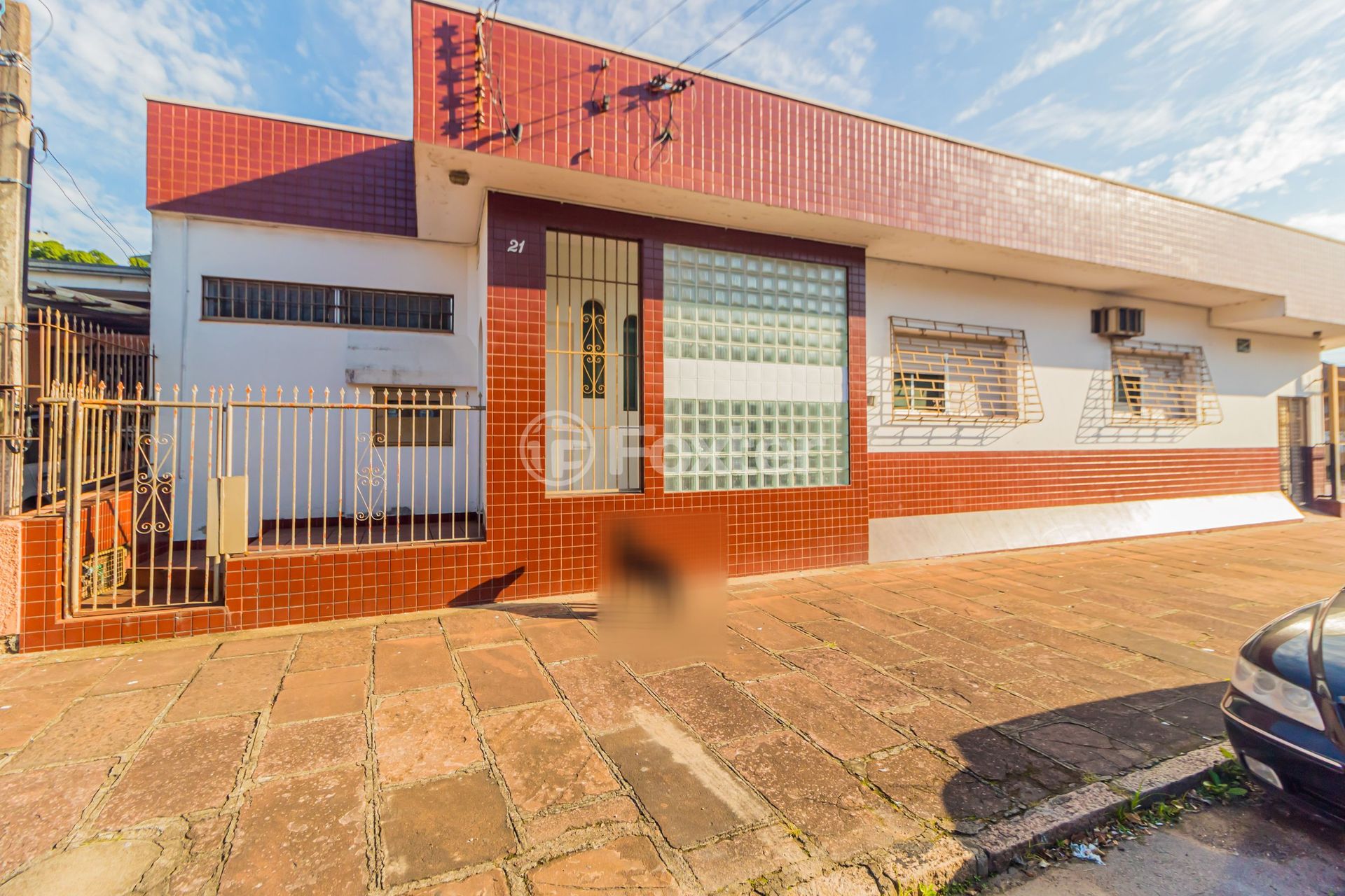 Casa 4 dorms à venda Rua Humberto de Campos, Partenon - Porto Alegre