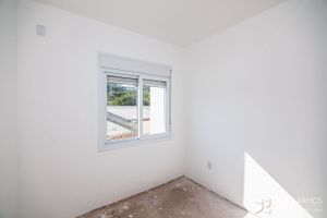 Image 11 - 197993