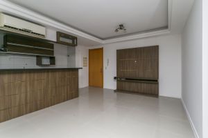 Image 4 - 220533