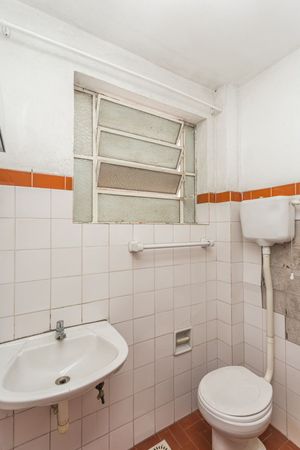 Image 14 - 223401