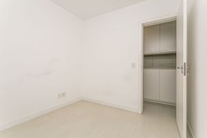 Image 15 - 225427